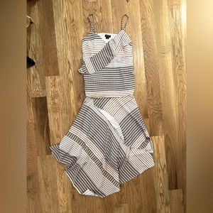 Matching Marciano skirt and cami set. Size 2 / xs